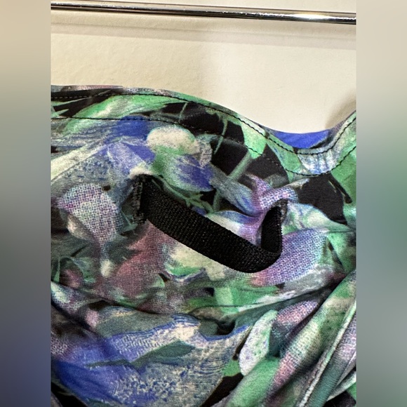 lululemon Fast and Free High-Rise Shorts 8" in Rapid Flourish Multi Color - Picture 12 of 14